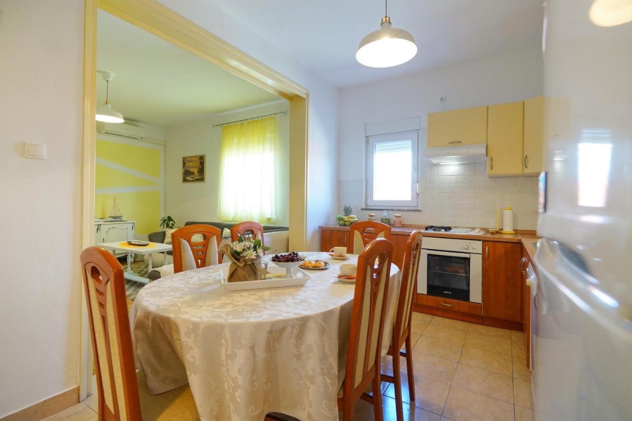 Apartment Jardin With Free Cowered Parking Zadar Bagian luar foto