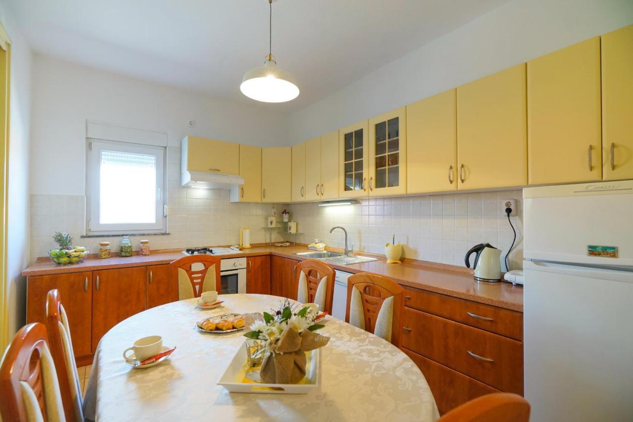 Apartment Jardin With Free Cowered Parking Zadar Bagian luar foto