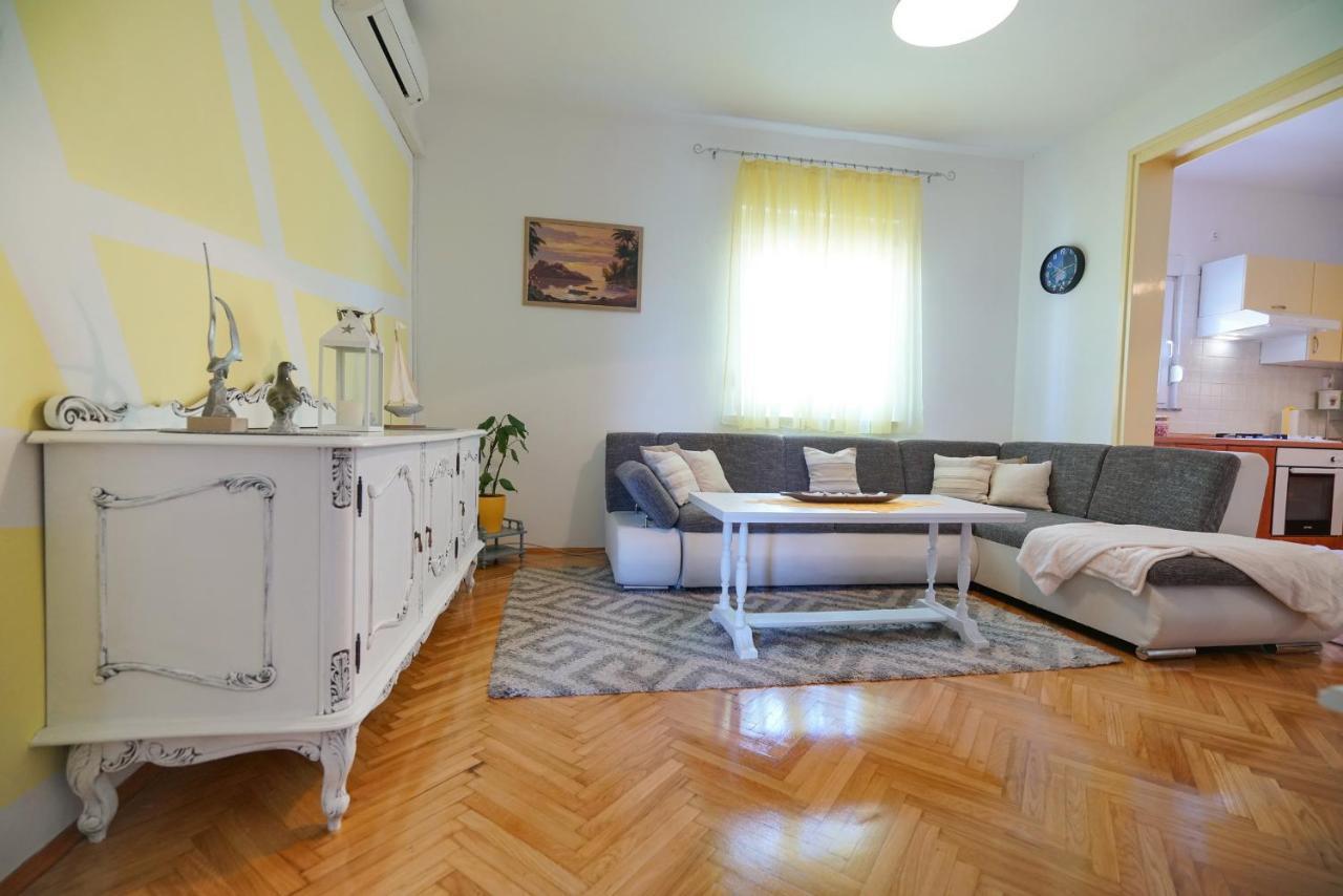 Apartment Jardin With Free Cowered Parking Zadar Bagian luar foto