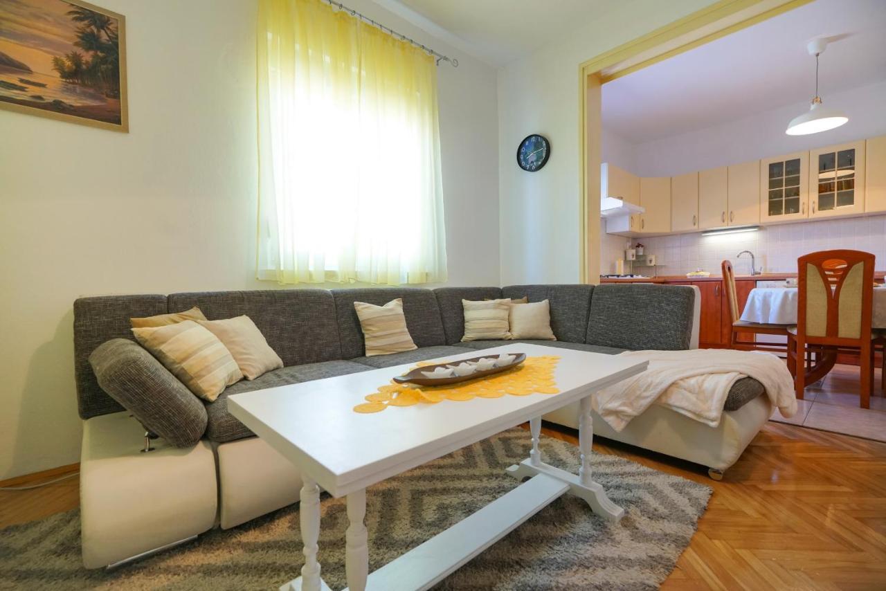 Apartment Jardin With Free Cowered Parking Zadar Bagian luar foto