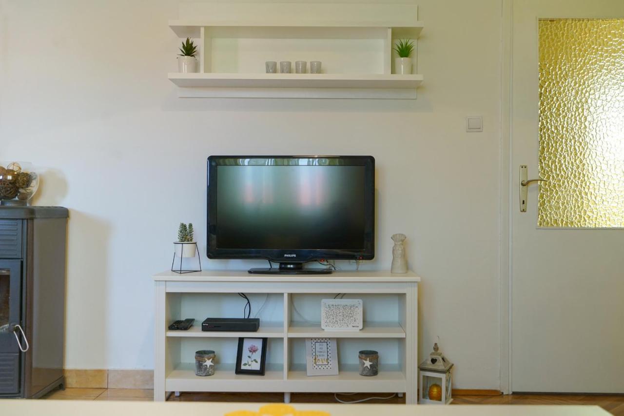 Apartment Jardin With Free Cowered Parking Zadar Bagian luar foto